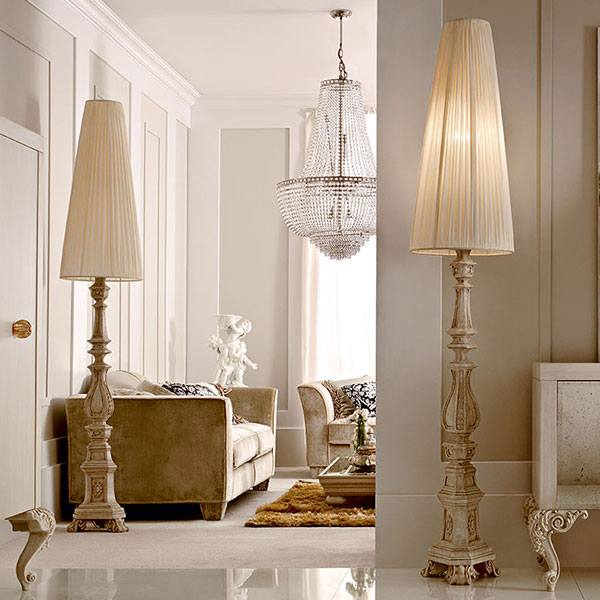 5033<br>
wooden floor lamp 
Ø 45 H. 243 cm